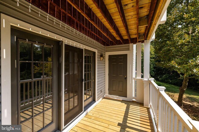 Building Photo - 7511 Ashby Ln