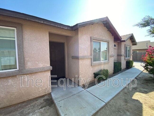 Building Photo - 2326 Cape Canyon Ave