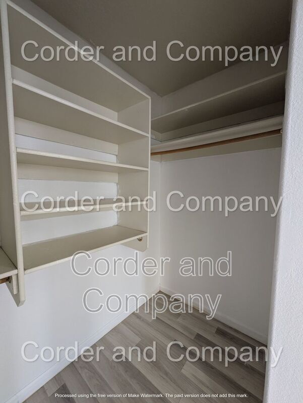 Building Photo - 8000 Vista Estrella Ln SW