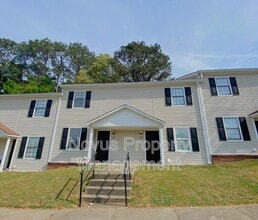 Building Photo - 619 South St