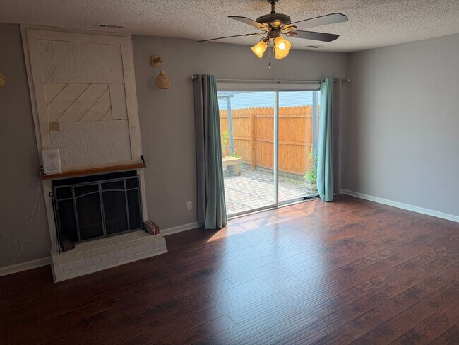 Building Photo - 775 Hecate Dr