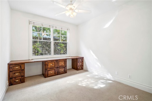 Building Photo - 15 Jupiter Hills Dr
