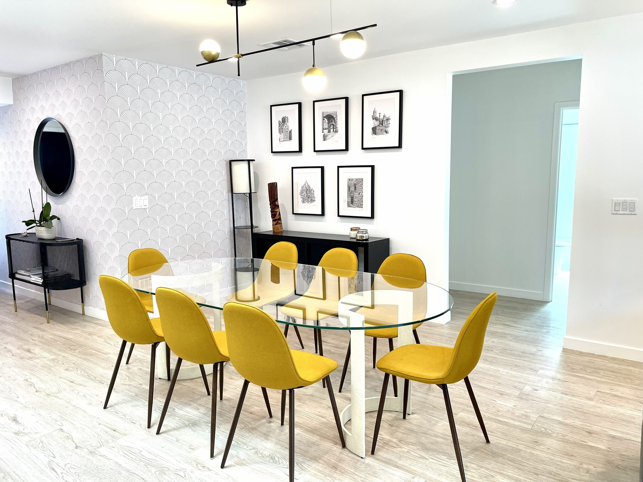 Building Photo - 6143 Carpenter Ave