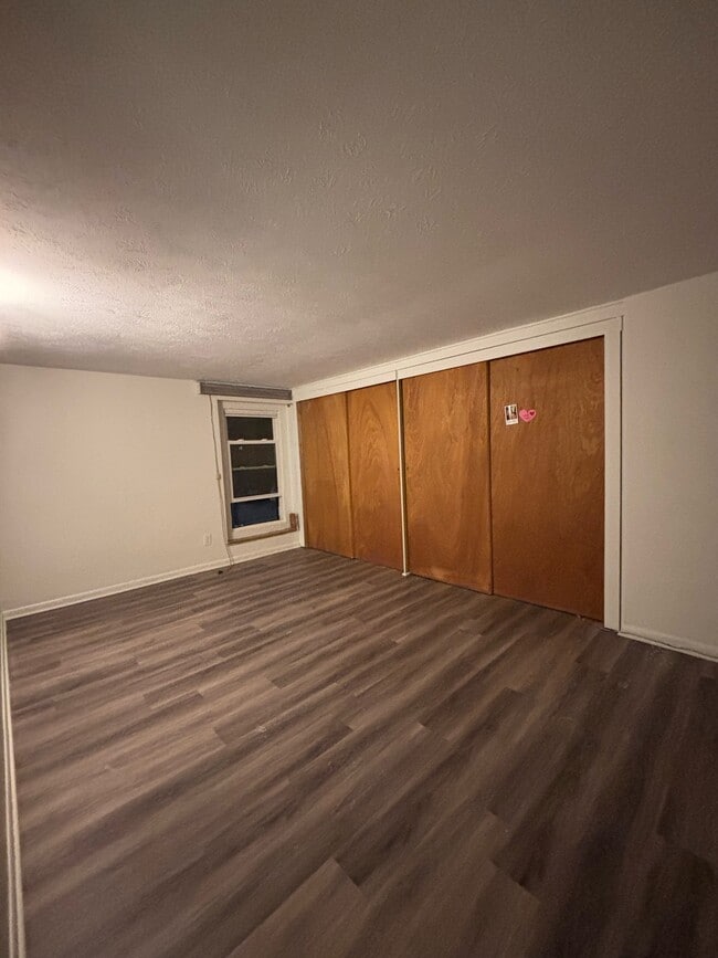 Building Photo - 120 S 38th Ave