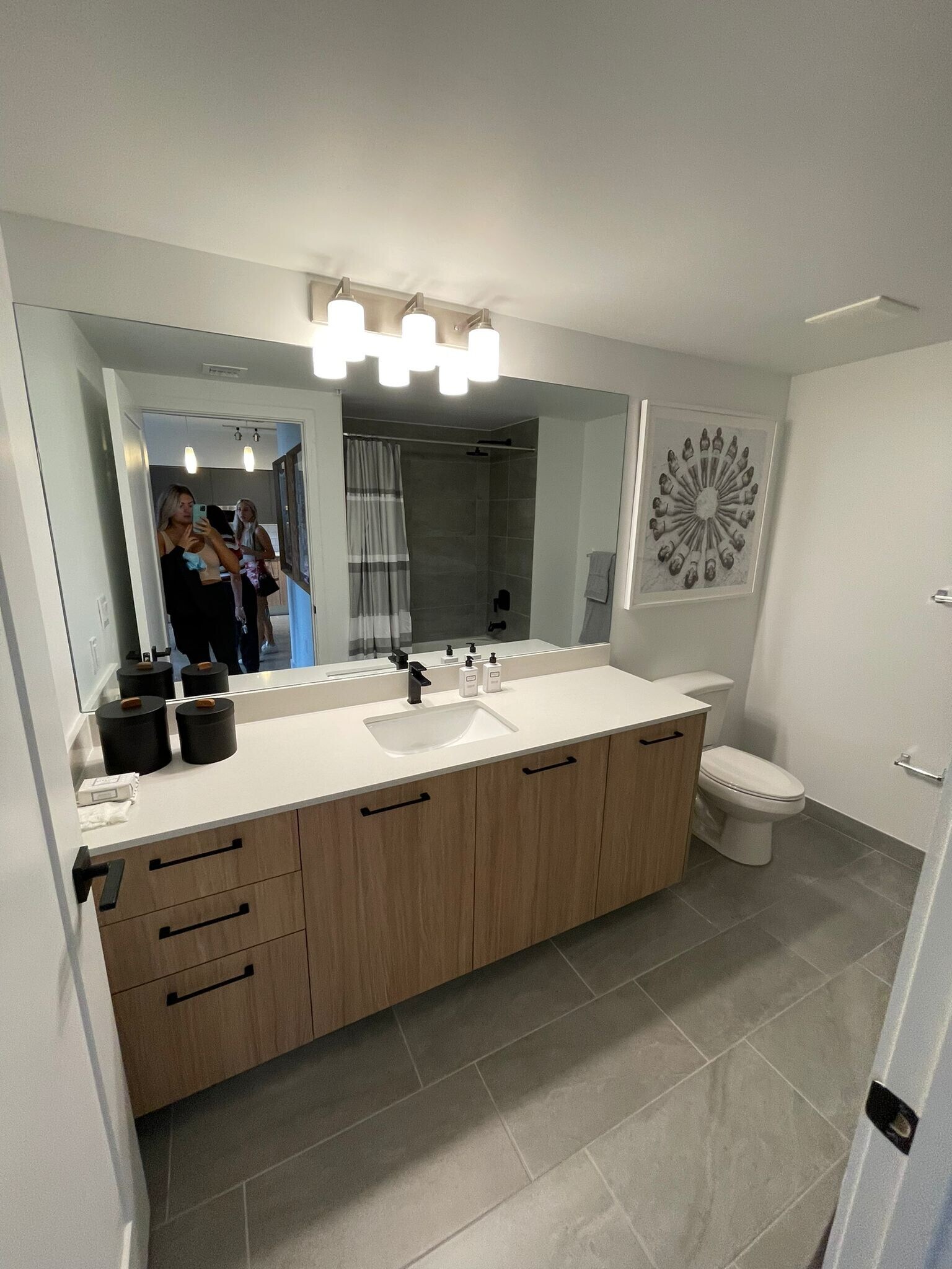 Building Photo - 90 SW 3rd St