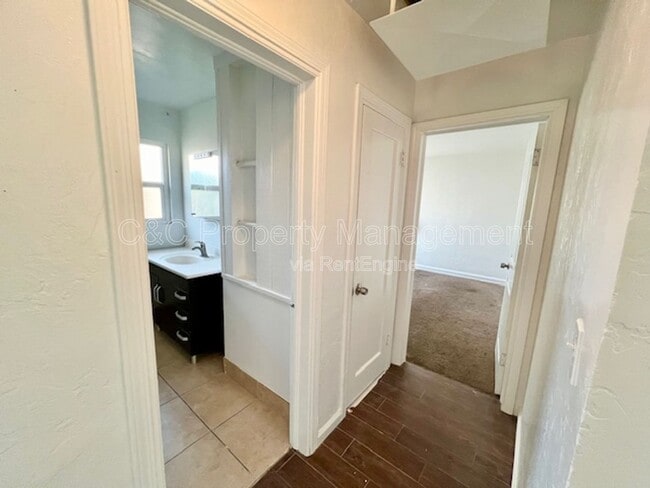 Building Photo - 808 E Andrews Ave