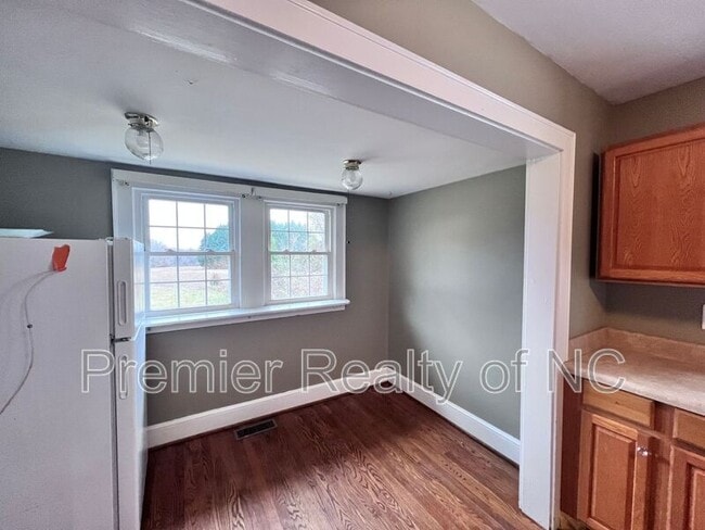 Building Photo - 3750 U.S. Hwy 158 W