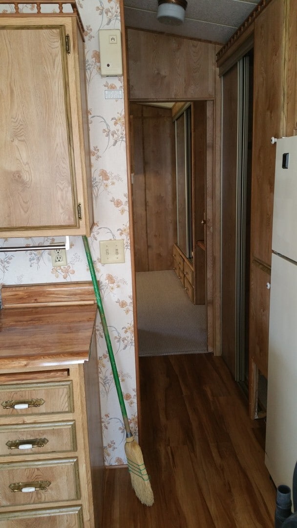 Building Photo - 1 BD 1 BR Trailer