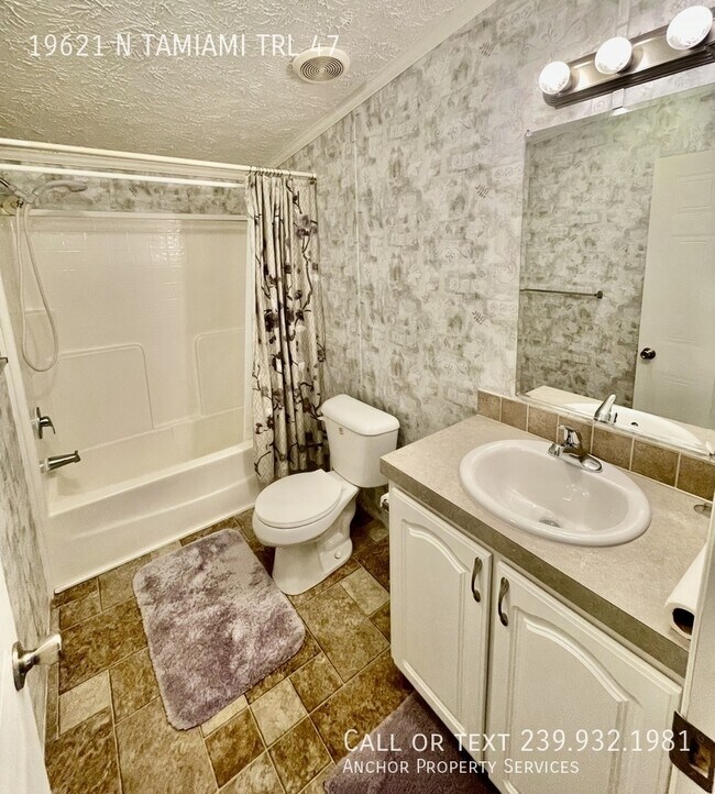 Building Photo - 19621 N Tamiami Trl