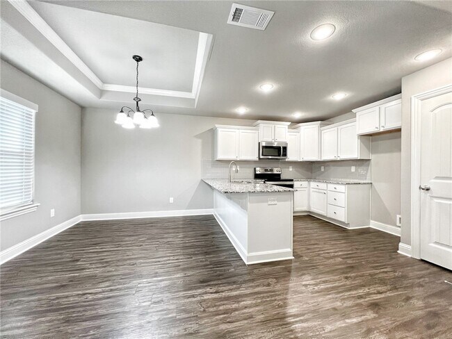 Building Photo - 1721 Charismatic Dr