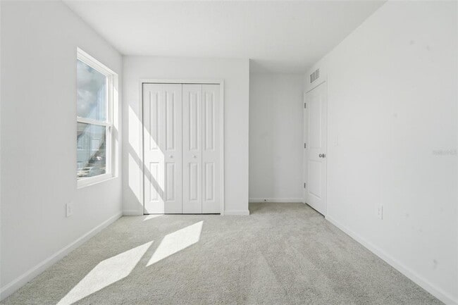 Building Photo - 2756 Lookout Rdg Rd