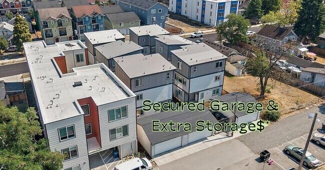 Building Photo - Discover Your Dream Home Near JBLM – No Worries About Vouchers or Deposits!