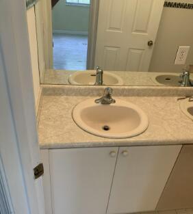 Building Photo - 2511 Shoma Dr