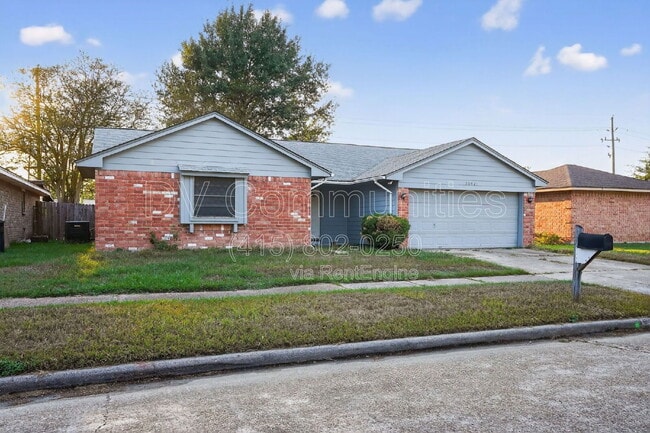 Building Photo - 20021 Cottonglade Ln