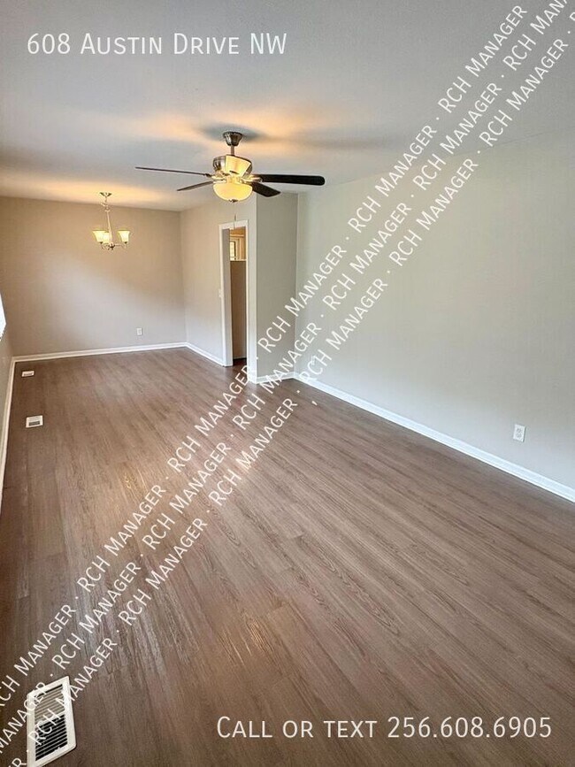 Building Photo - 608 Austin Dr NW