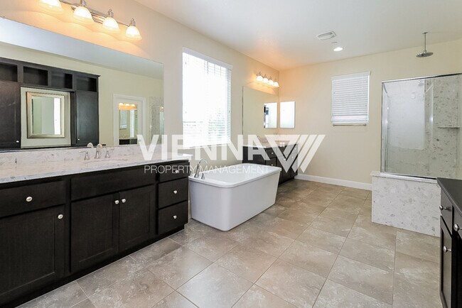 Building Photo - 12702 Thornberg Way