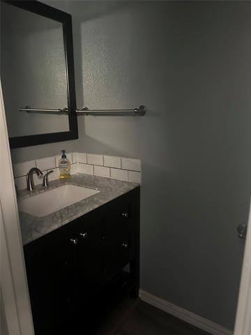 Building Photo - 4412 W Dickson Ln