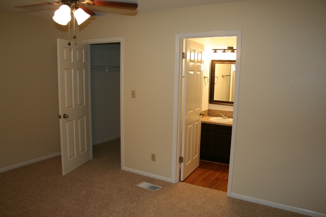 Building Photo - 2114-L Airline Rd