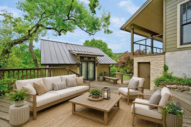 Building Photo - 307 Laurel Valley Rd