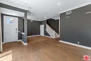 Building Photo - 1510 S Carmelina Ave