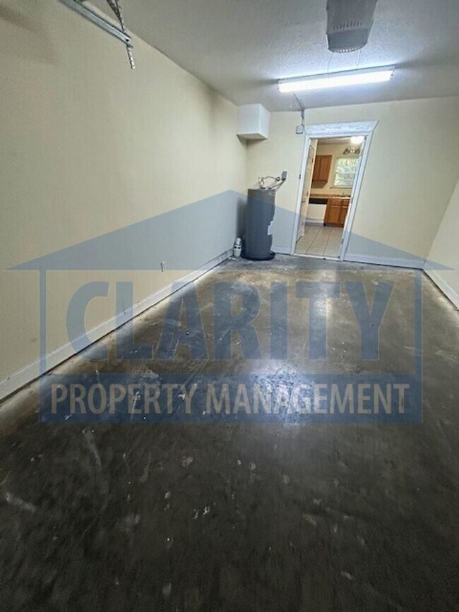 Building Photo - 2209 Old Harrison Pike NW