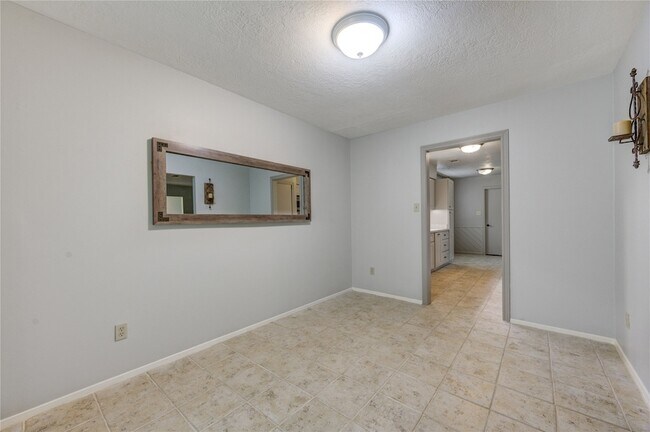 Building Photo - 16019 Fathom Ln