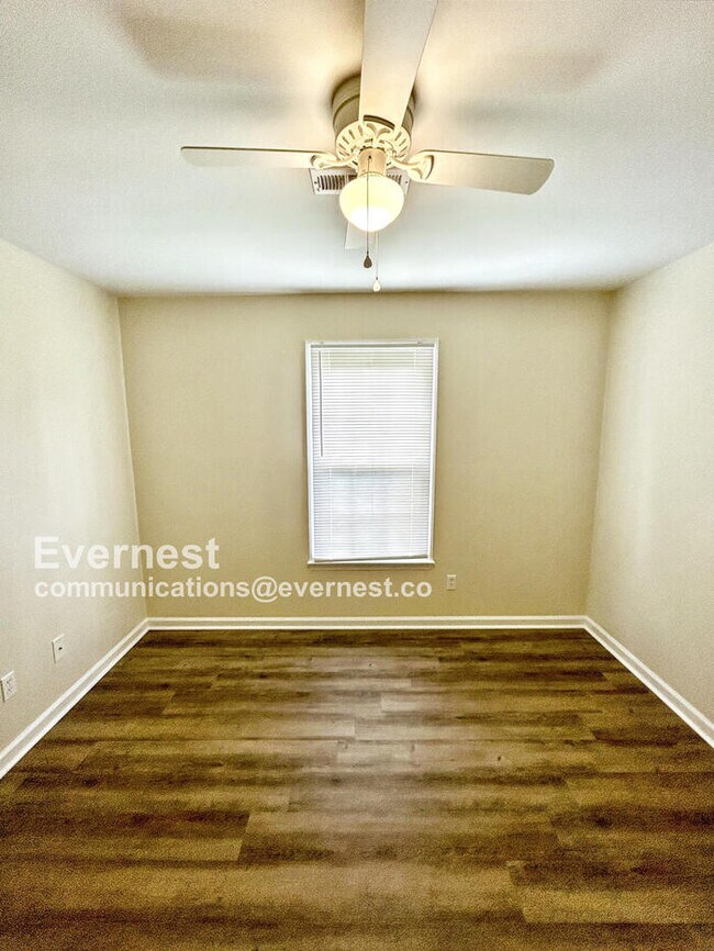 Building Photo - 1641 Cranberry Hill Ln