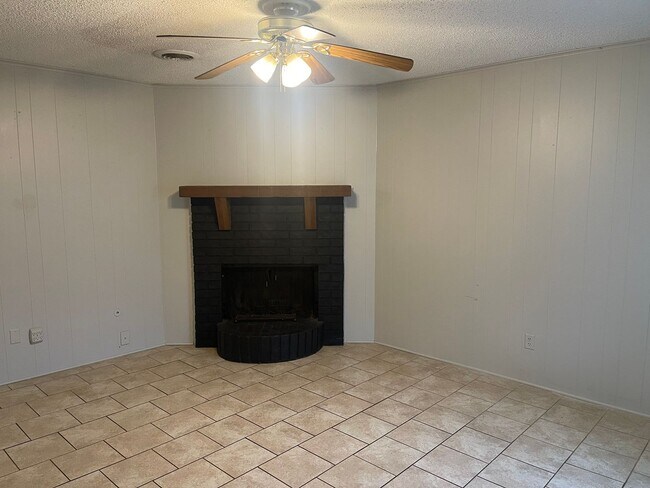 Building Photo - Jackson Street Duplex's