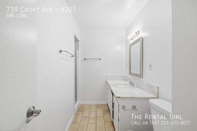 Building Photo - 739 Croft Ave