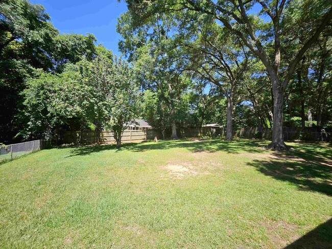 Building Photo - 6424 Bold Venture Trail