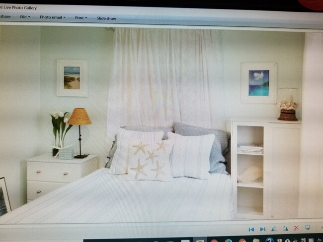 Bedroom - 214 Avenue C