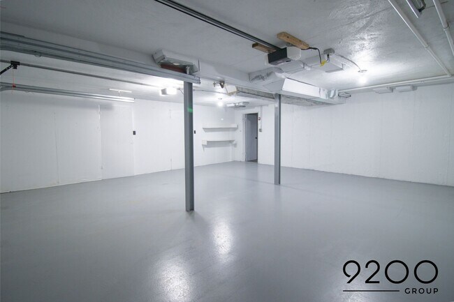 Building Photo - 7240 Balson Ave