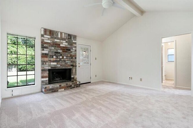 Building Photo - 4006 Sweet Gum Trail