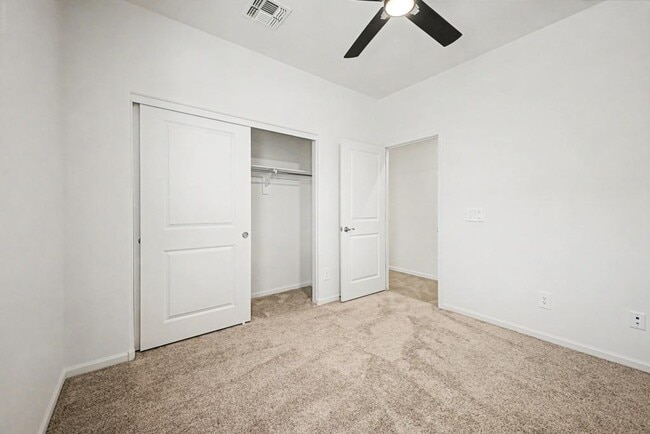 Building Photo - 12528 E Caden Dr
