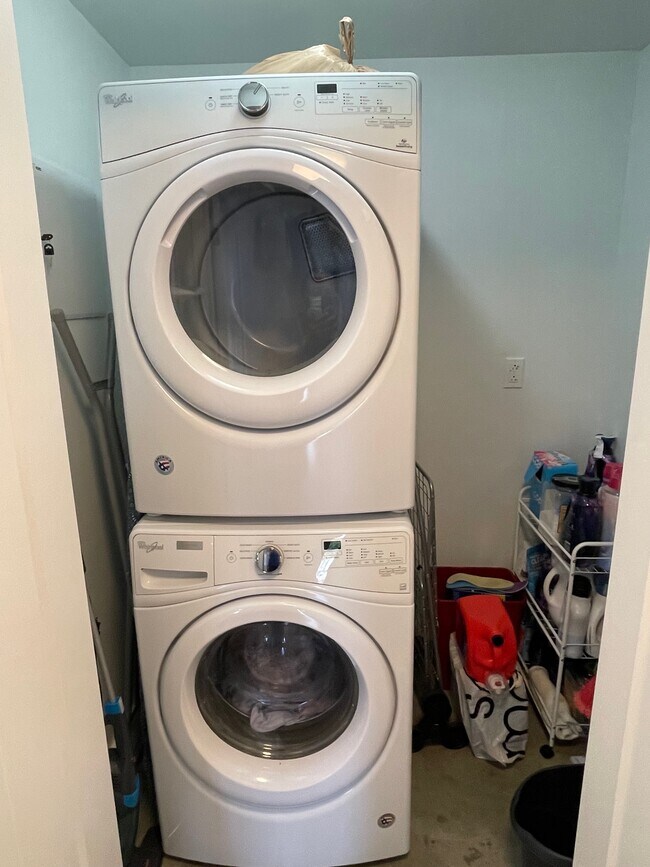 In Unit Washer/Dryer closet - 4332 W Flagler St