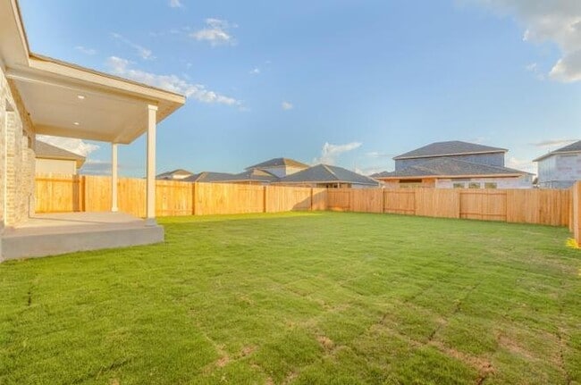 Building Photo - 14317 Heartland Dr