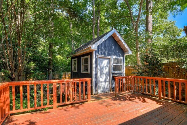 Building Photo - 2913 Running Creek Ln