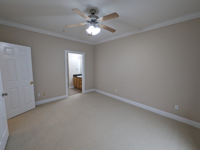 Building Photo - 1102 PR 3097