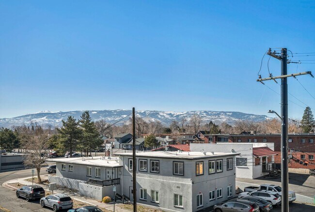 Building Photo - Mid-Town Modern Gem With EV Charger
