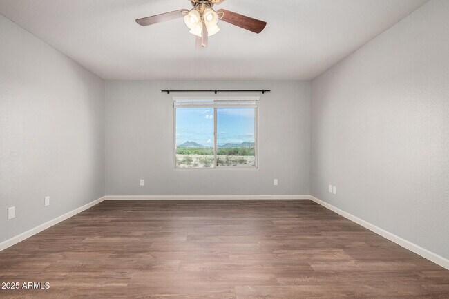 Building Photo - 12240 W Desert Sun Ln