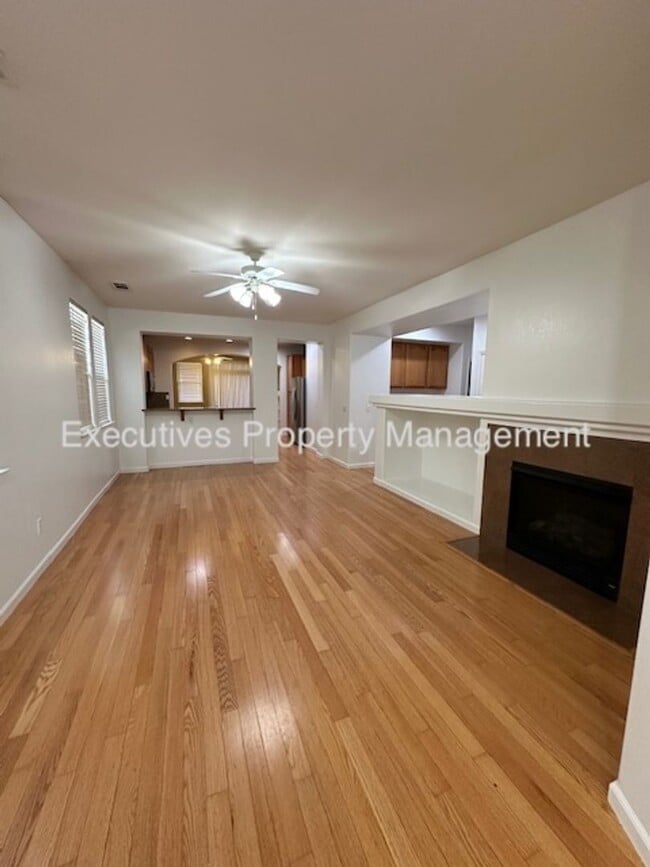 Building Photo - 1263 Orion Ct