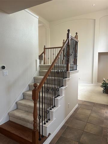 Building Photo - 715 Wheaton Ct