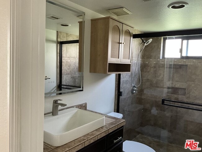 Building Photo - 40588 Pebble Beach Cir