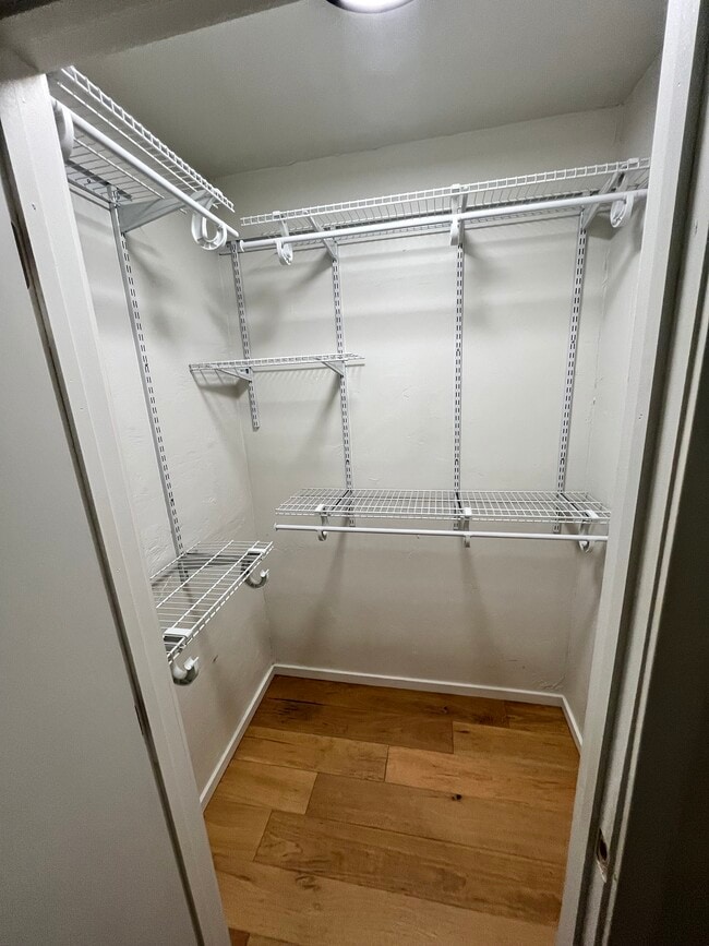 Building Photo - 1946 Green Valley Rd