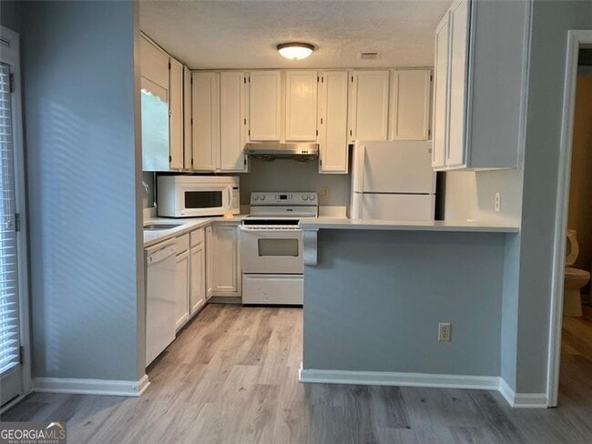 Building Photo - 4141 Paddington Dr