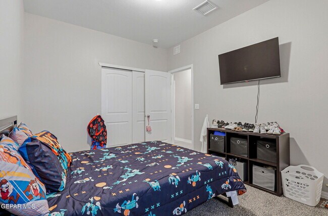 Building Photo - 13912 Loreina Luz Ave