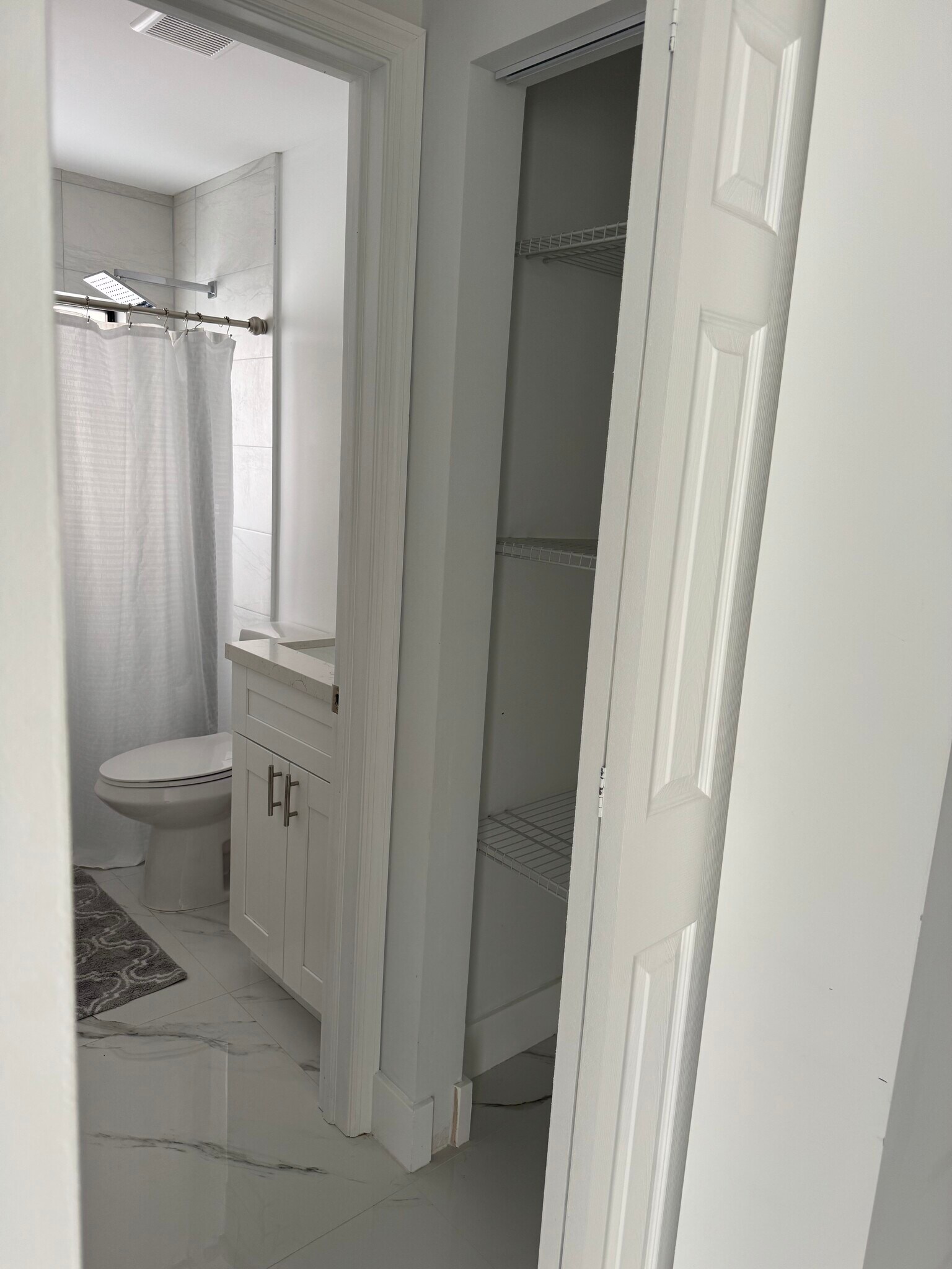 Building Photo - 16363 SW 61st Ln