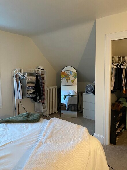 Building Photo - 110 Walnut Ave