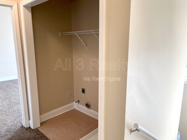 Building Photo - 118 Prity Ct