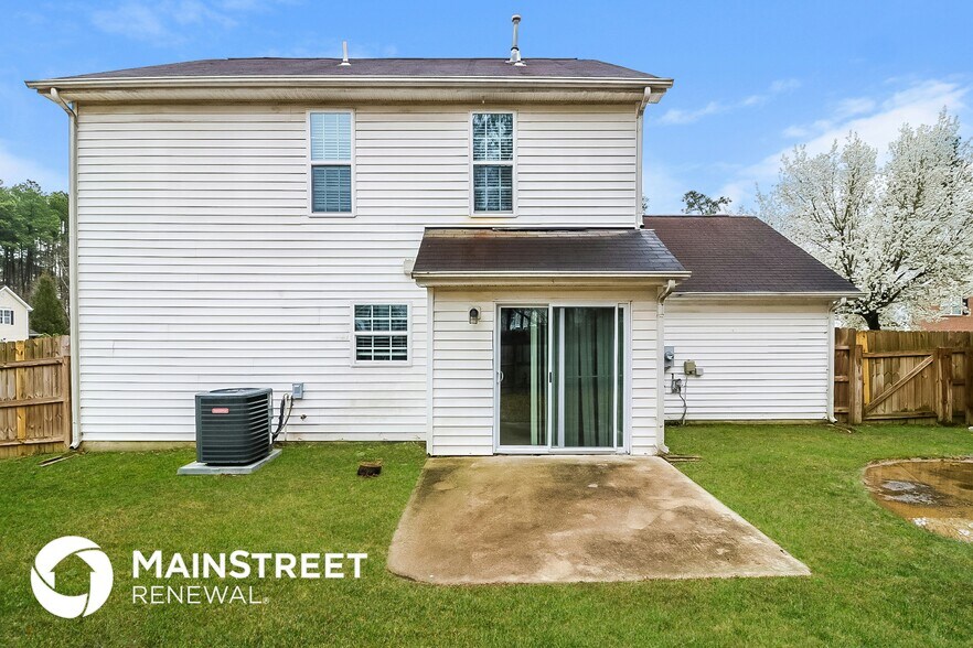 Building Photo - 2925 Dandridge Dr